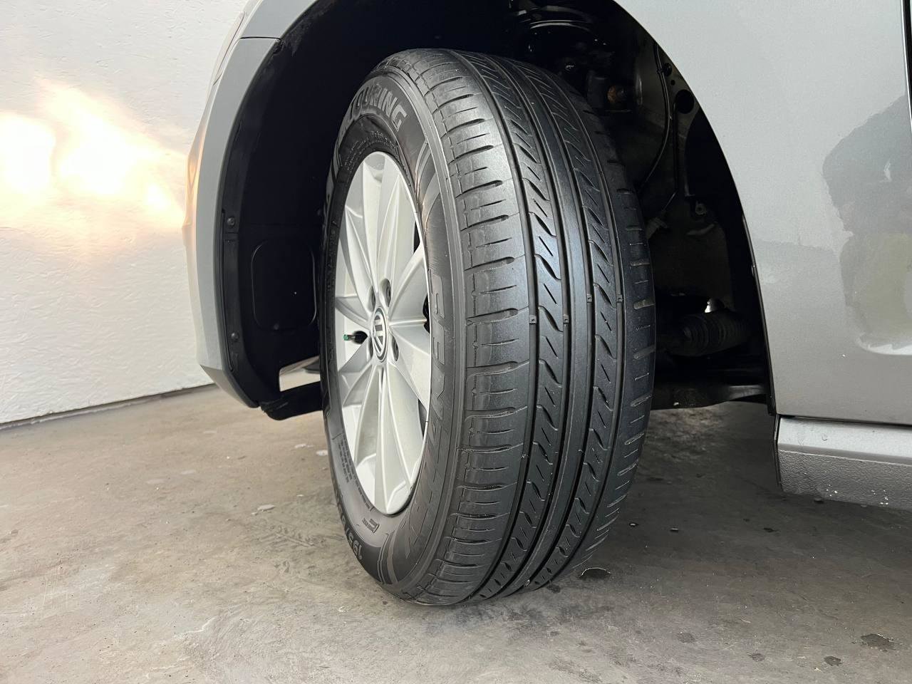 Used 2017 Volkswagen Golf S image 30