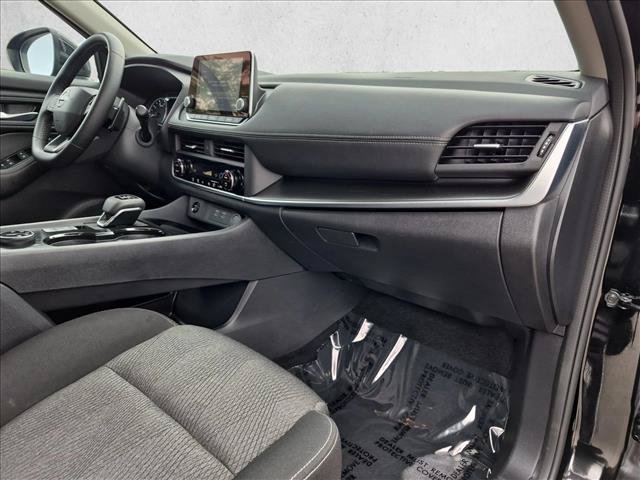 Used 2025 Nissan Rogue SV AWD/4WD image 22