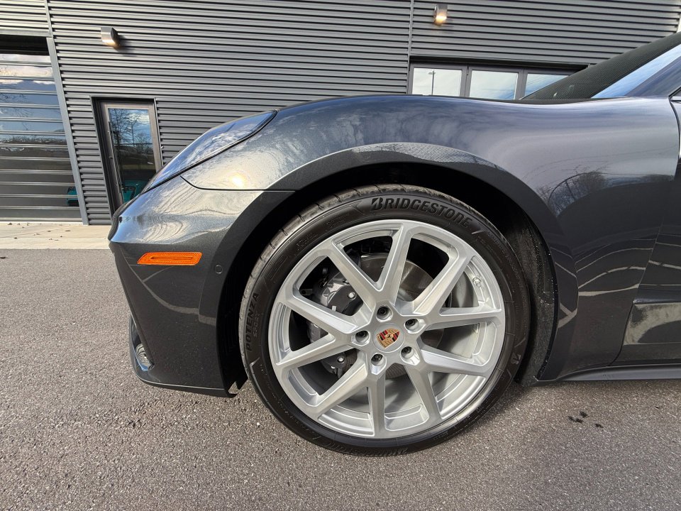 New 2026 Porsche Panamera image 11