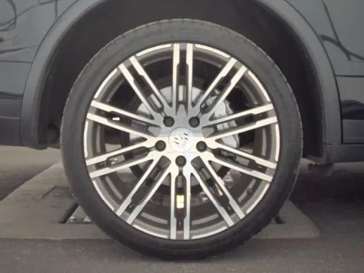 Used 2015 Porsche Cayenne S AWD/4WD image 10