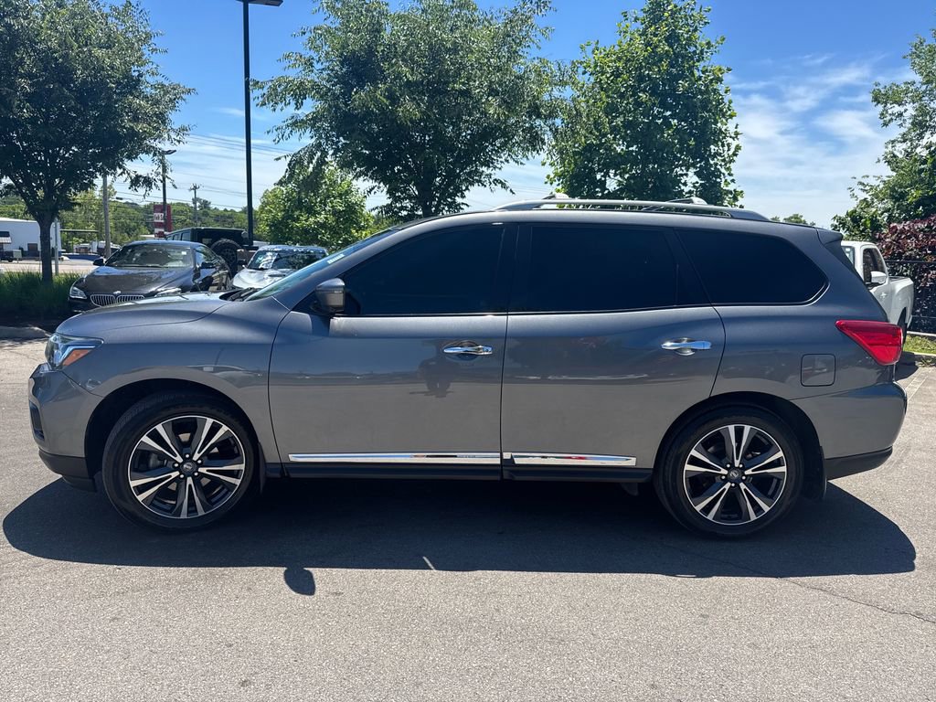 Used 2019 Nissan Pathfinder Platinum AWD/4WD image 4