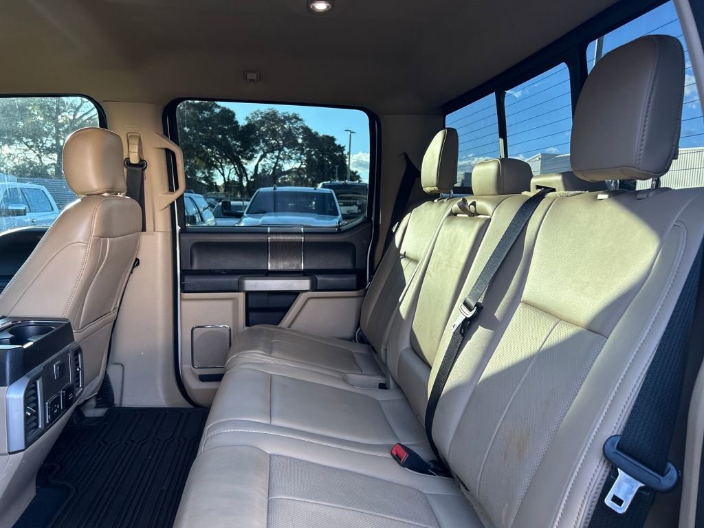 Used 2020 Ford F250 Lariat w/ Chrome Package image 11