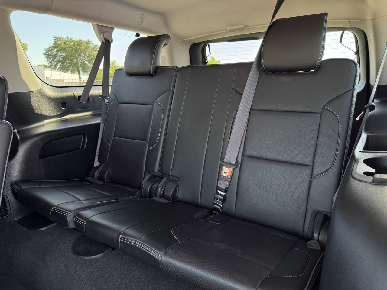 Used 2020 GMC Yukon XL Denali w/ Open Road Package RWD image 29