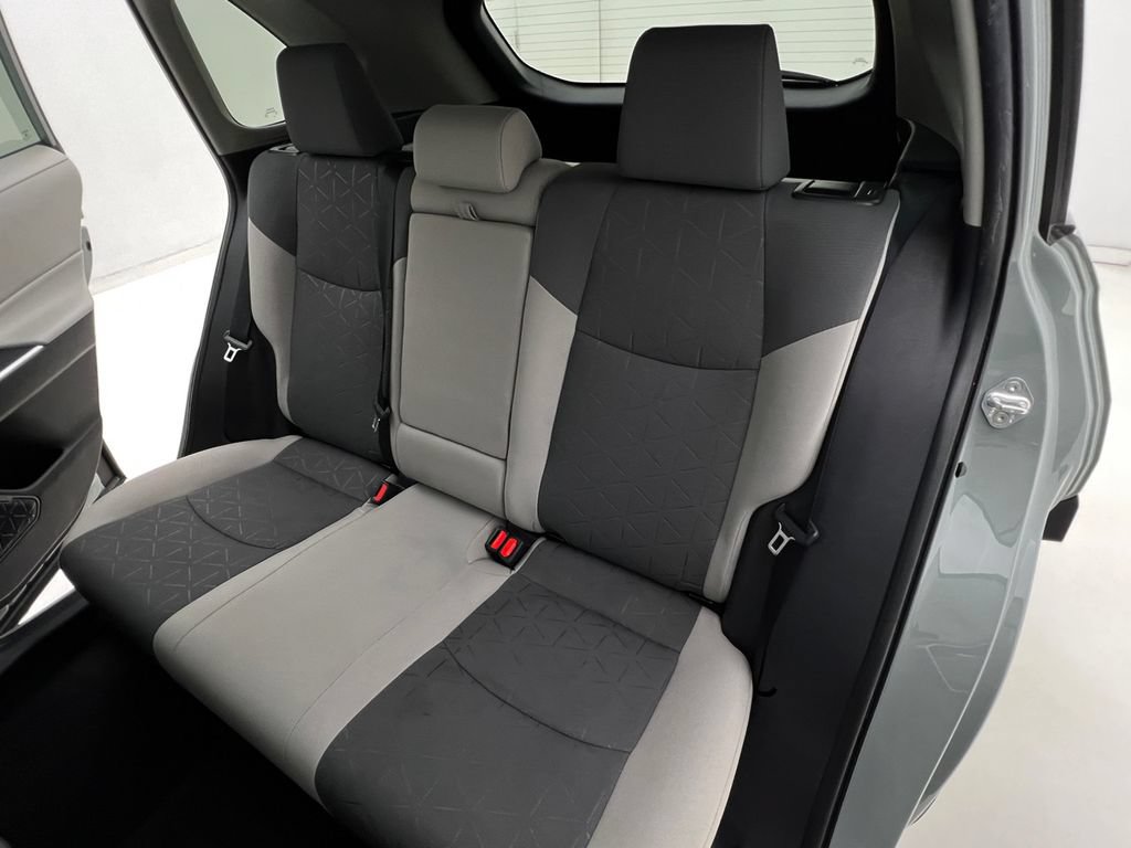 Used 2022 Toyota RAV4 XLE w/ Convenience Package AWD/4WD image 15