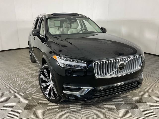Certified 2023 Volvo XC90 B6 Ultimate w/ Protection Package Premier image 41