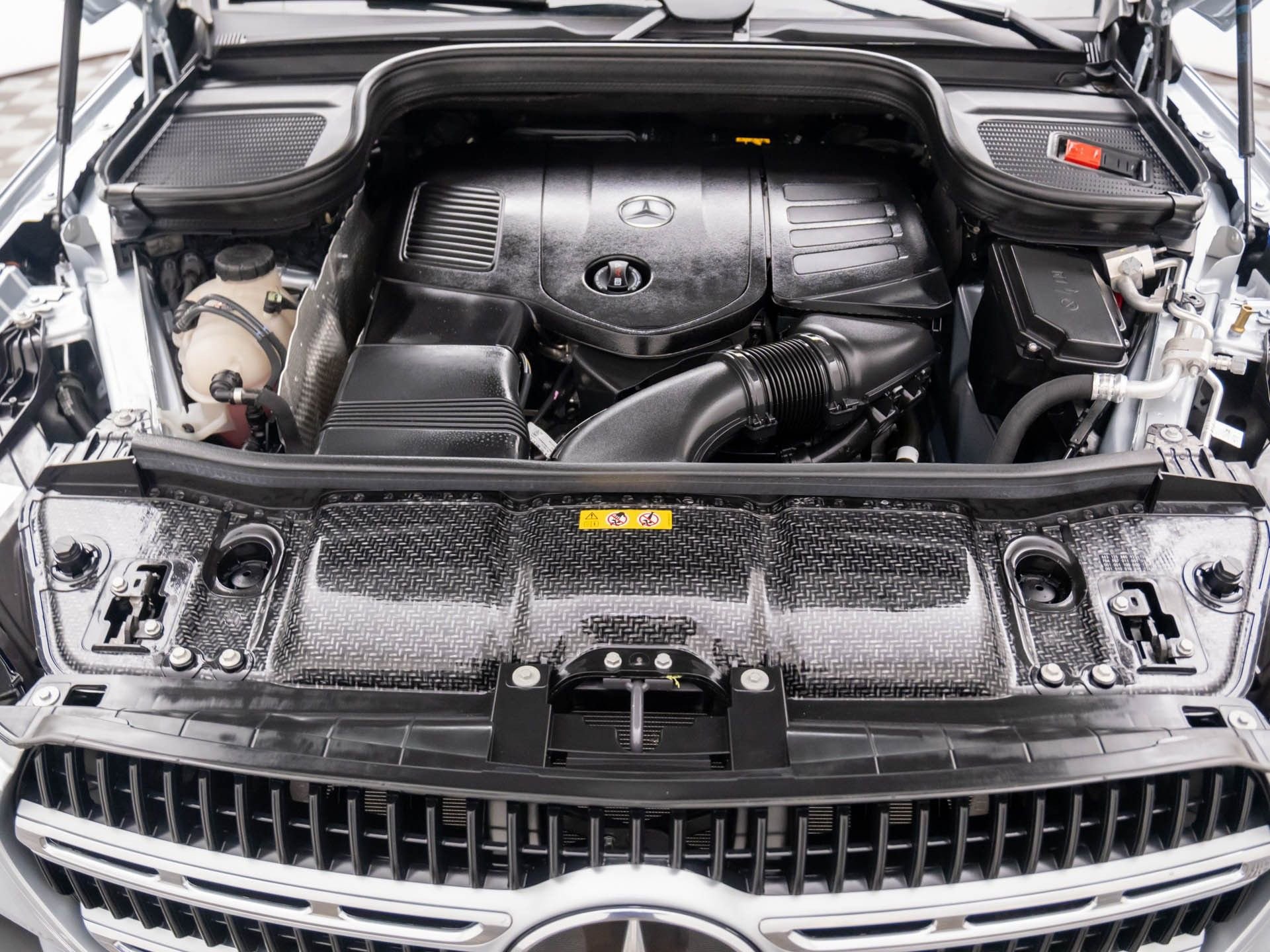 Certified 2024 Mercedes-Benz GLE 350 4MATIC w/ Winter Package image 33