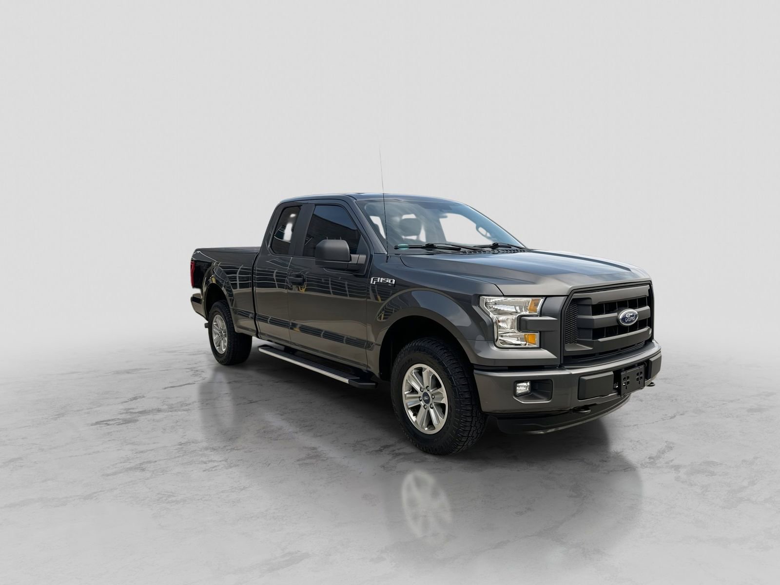 Used 2016 Ford F150 XL w/ Equipment Group 101A Mid AWD/4WD image 10