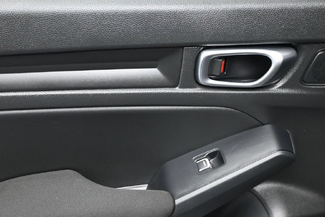 Used 2023 Honda Civic Sport image 9