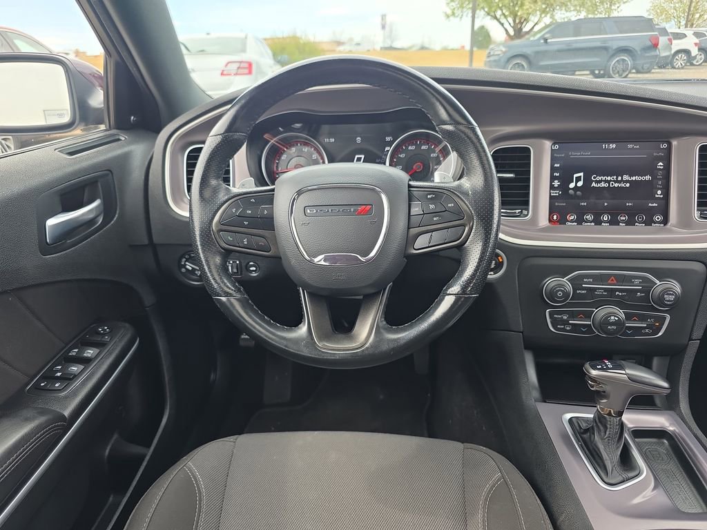 Used 2021 Dodge Charger SXT w/ Driver Convenience Group image 13