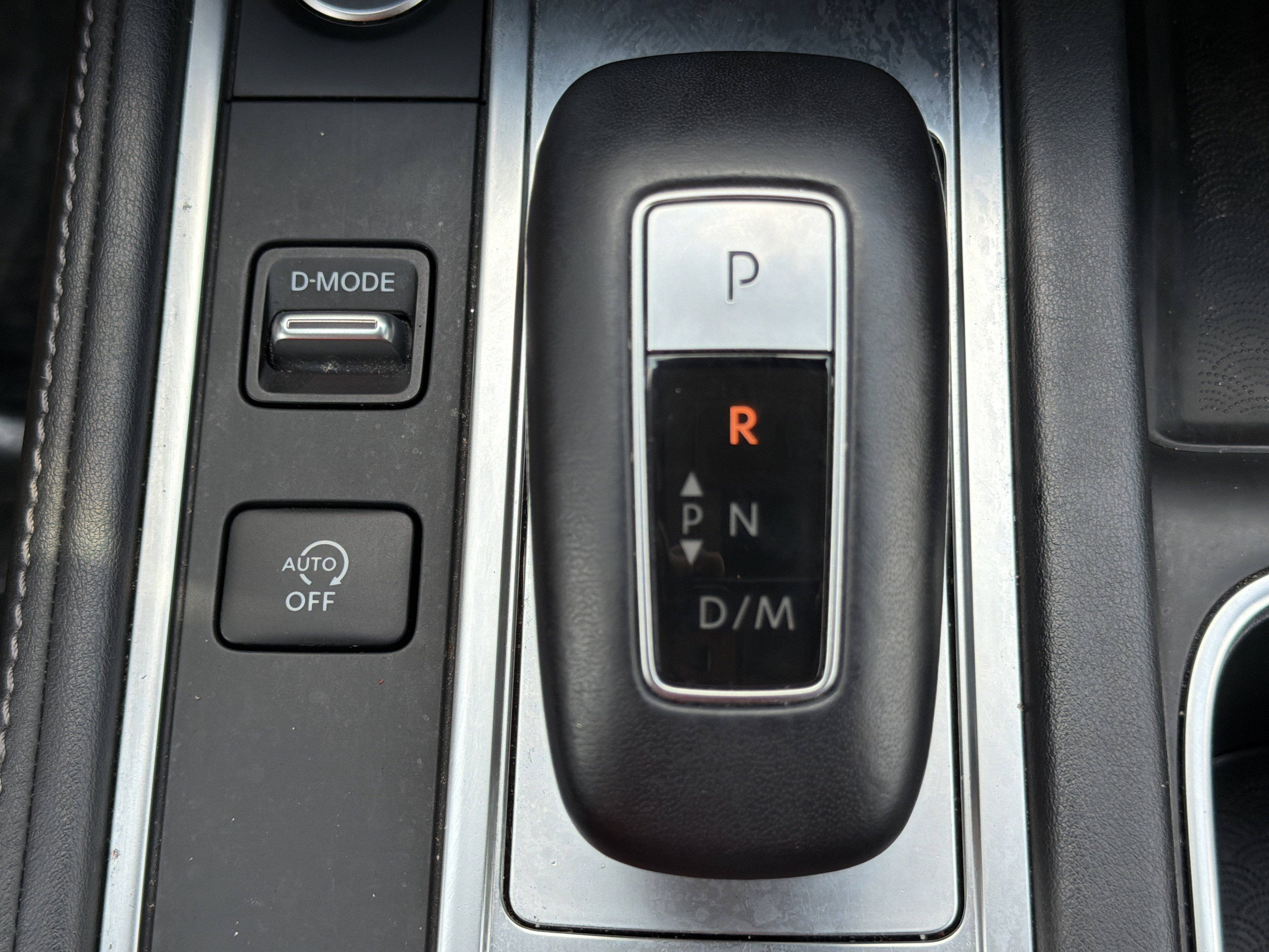 Used 2023 INFINITI QX60 Sensory w/ Vision Package AWD/4WD image 7