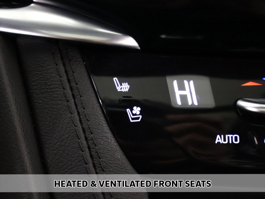 Used 2024 Cadillac XT6 Premium Luxury w/ Platinum Package image 11