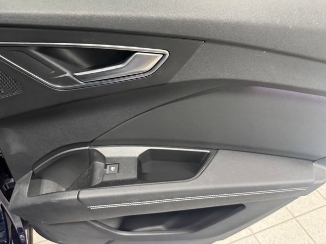 Certified 2023 Audi Q4 e-tron Prestige AWD/4WD image 31