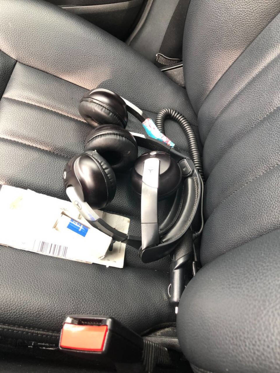 Used 2009 Mercedes-Benz R 350 4MATIC w/ Premium 1 Pkg image 4