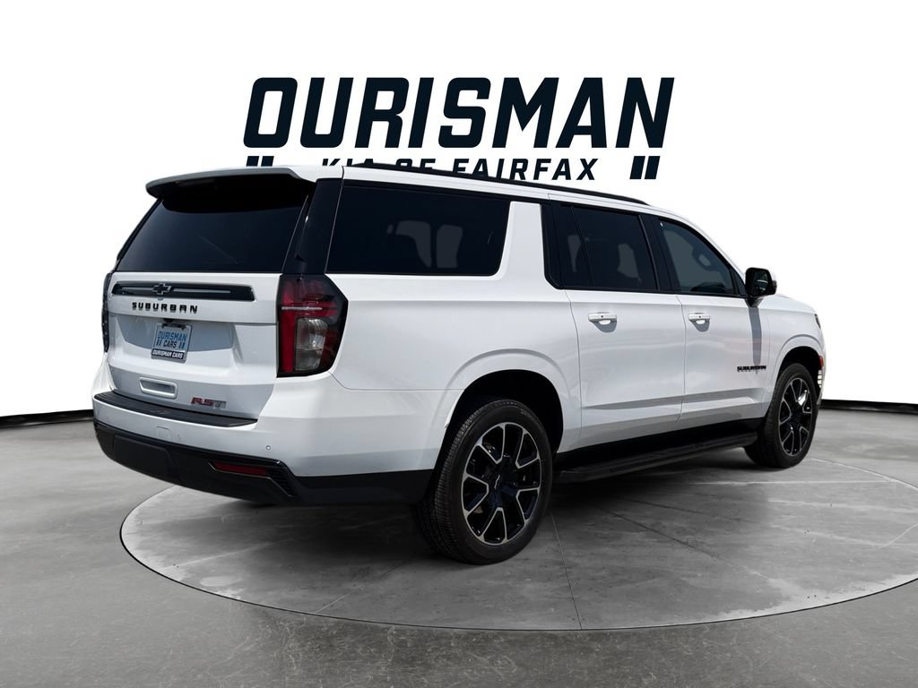Used 2024 Chevrolet Suburban RST w/ Luxury Package AWD/4WD image 5