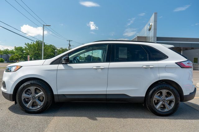 Used 2024 Ford Edge SEL w/ Sport Appearance Package AWD/4WD image 9