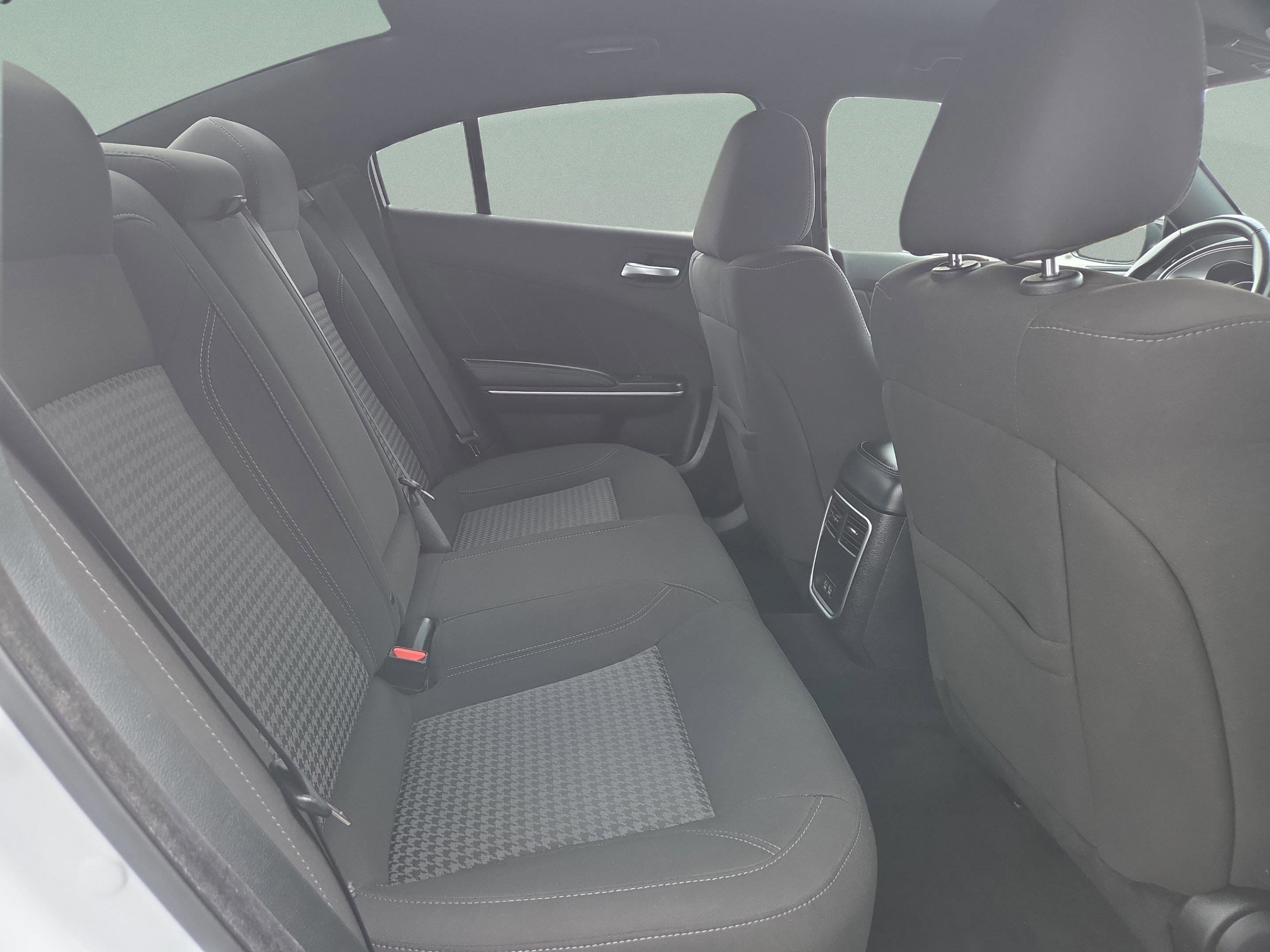 Used 2023 Dodge Charger SXT image 34