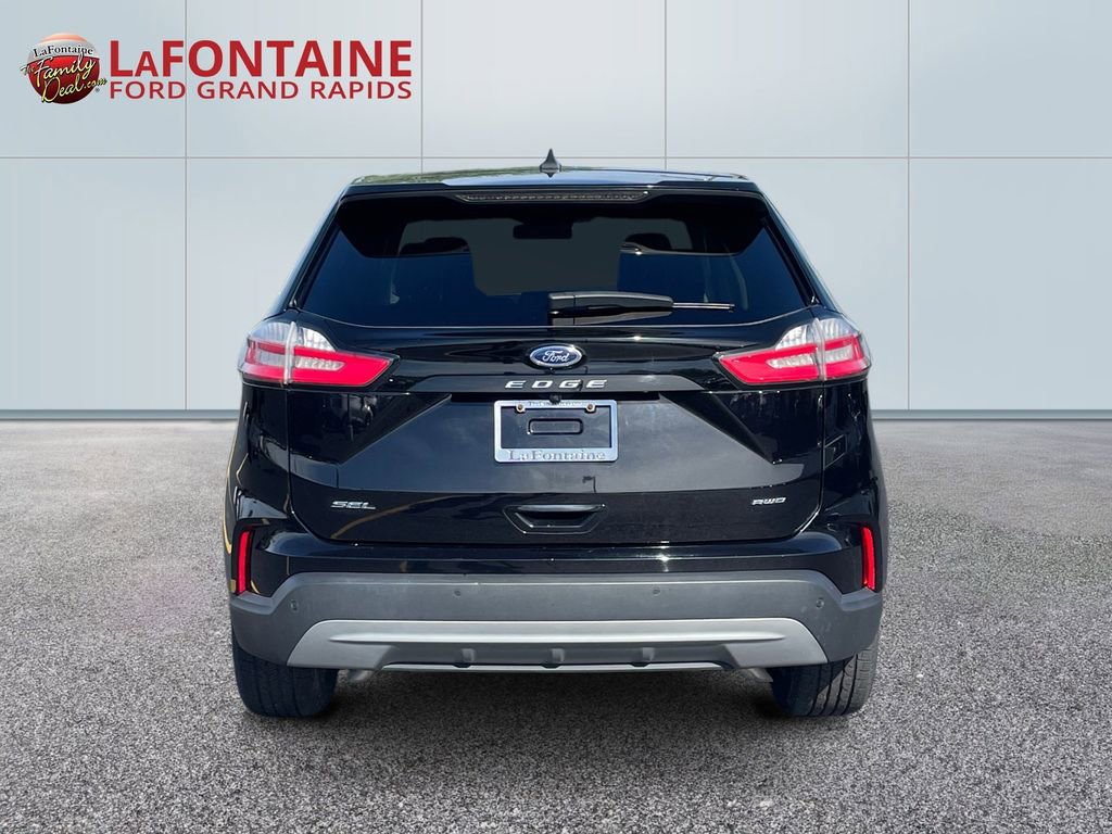 Used 2024 Ford Edge SEL AWD/4WD image 6