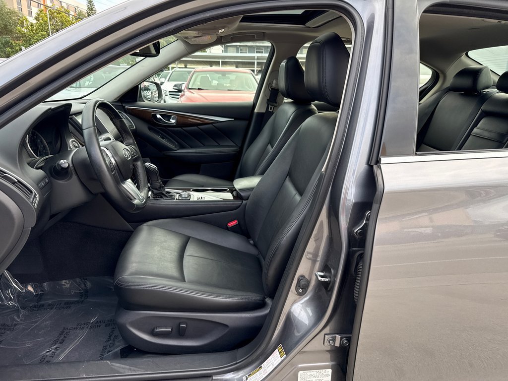 Used 2018 INFINITI Q50 Luxe RWD image 15