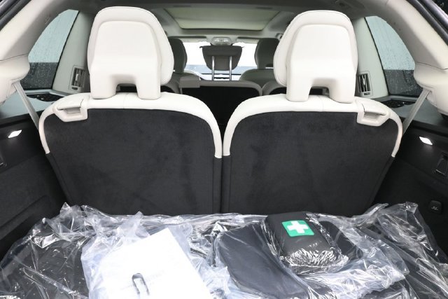 New 2027 Volvo XC90 B6 Ultra AWD/4WD image 31