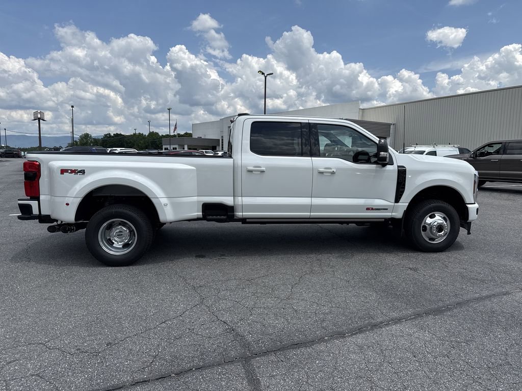 New 2026 Ford F350 Platinum AWD/4WD image 8