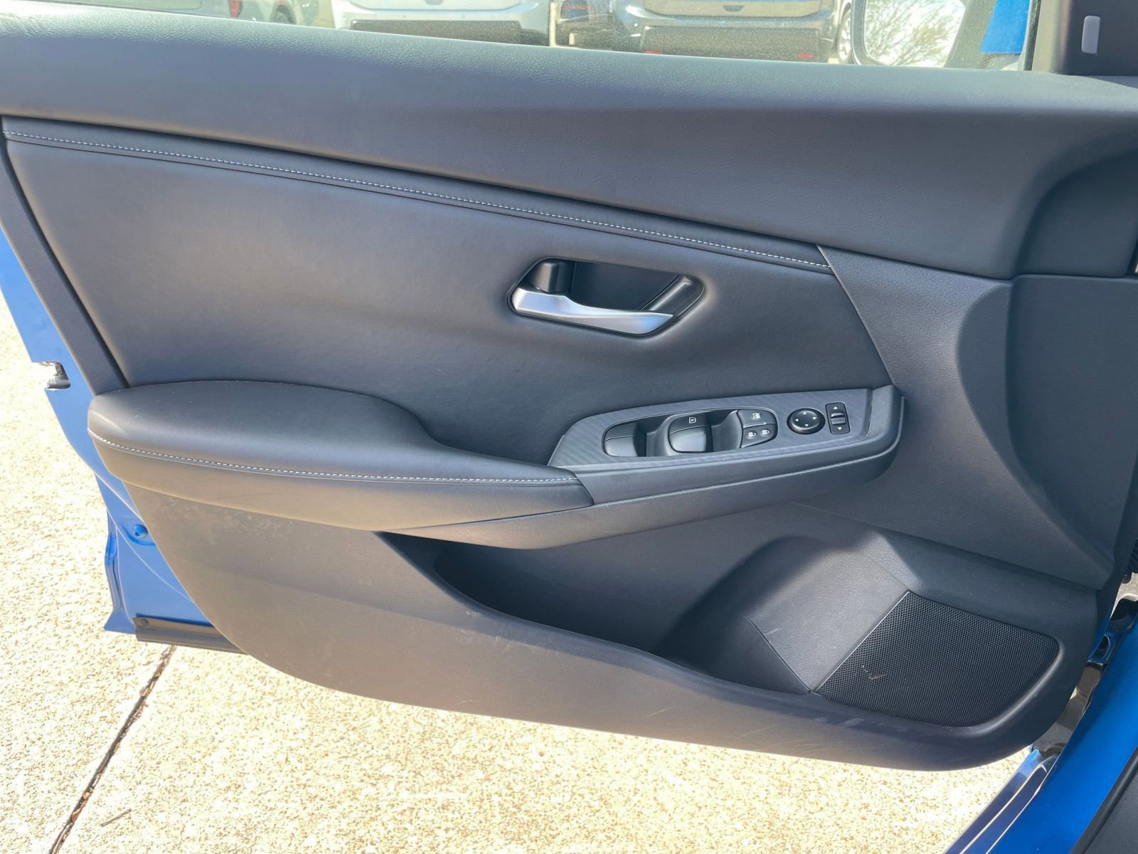 Used 2025 Nissan Sentra SV image 18