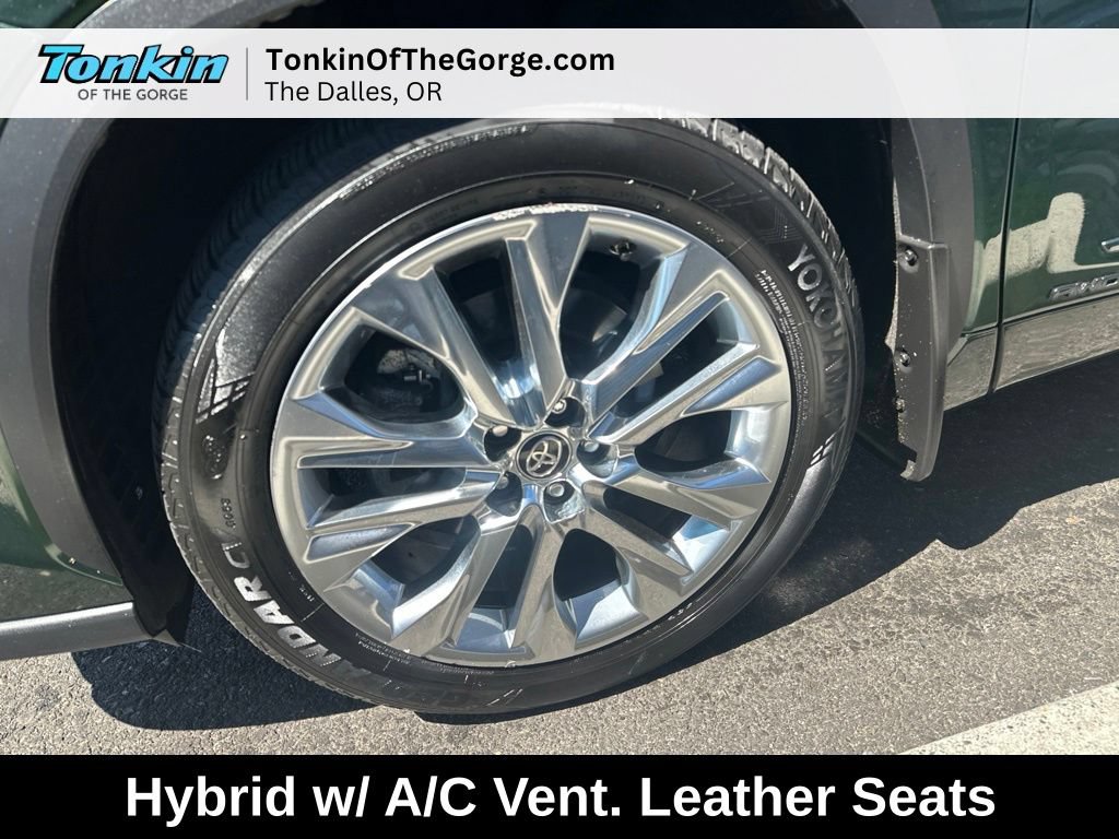 Used 2023 Toyota Highlander Limited AWD/4WD image 12