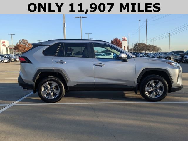 Used 2024 Toyota RAV4 XLE image 4