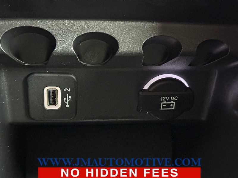 Used 2019 Jeep Cherokee Limited image 42