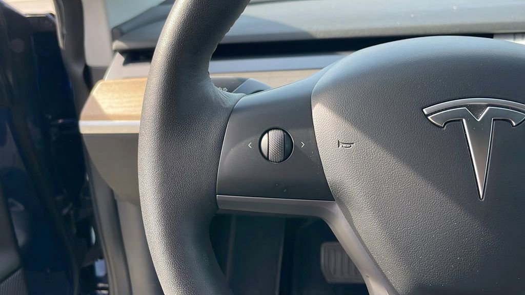 Used 2022 Tesla Model 3 Long Range image 19