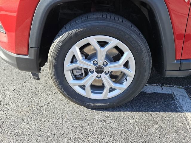 Used 2025 Jeep Compass Latitude AWD/4WD image 9