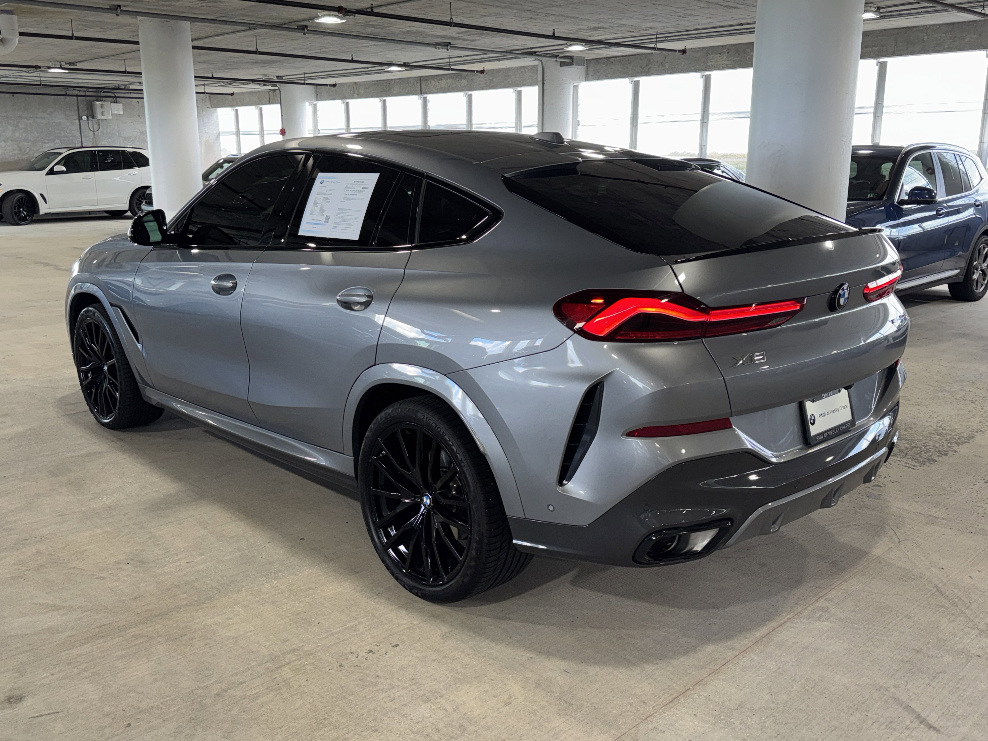 Used 2025 BMW X6 xDrive40i w/ Climate Comfort Package image 6