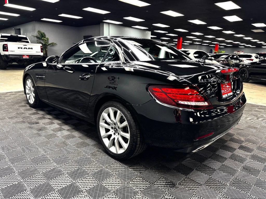 Used 2019 Mercedes-Benz SLC 300 w/ Premium Package image 18