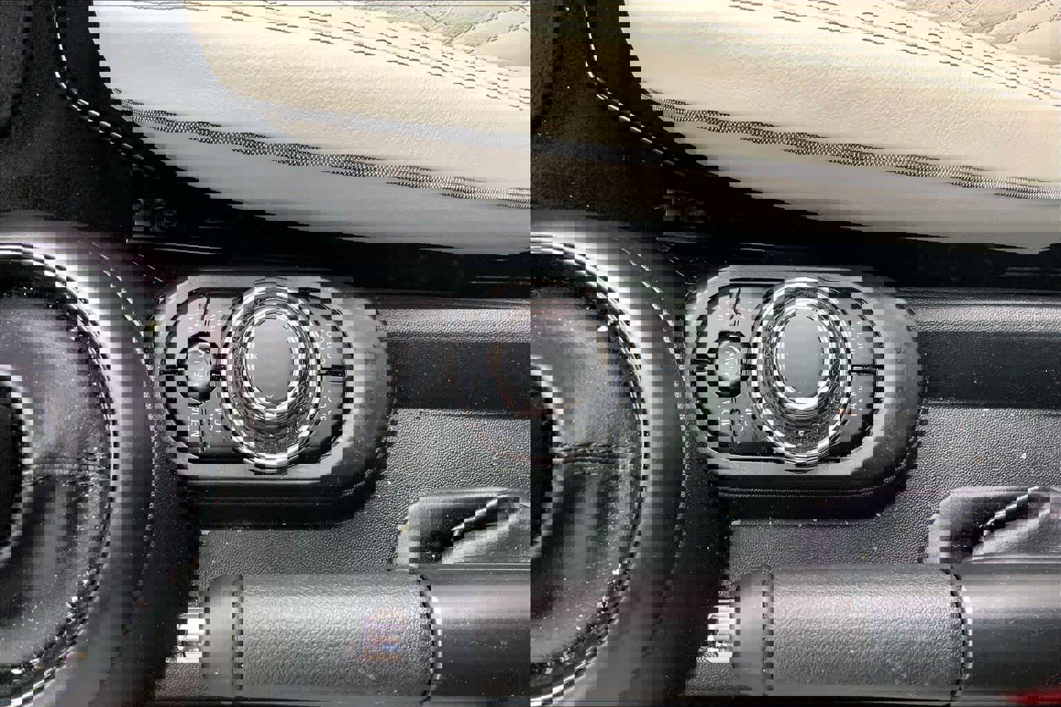 Used 2024 MINI Cooper S w/ Signature Upholstery Package image 35