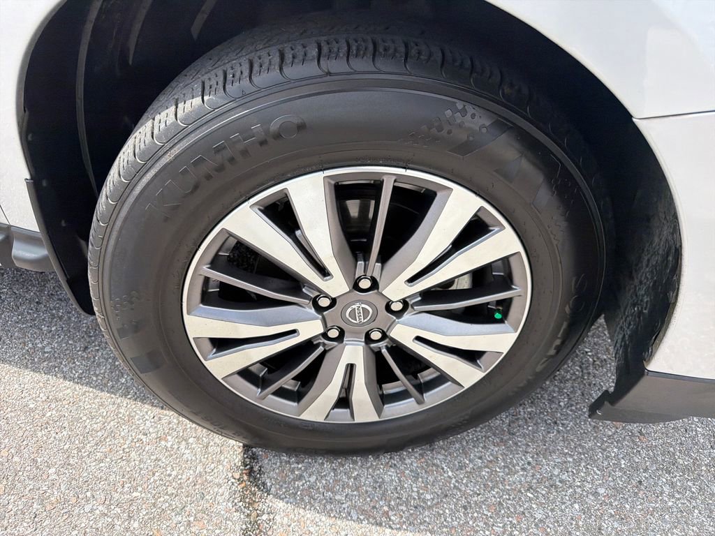 Used 2020 Nissan Pathfinder SL AWD/4WD image 55