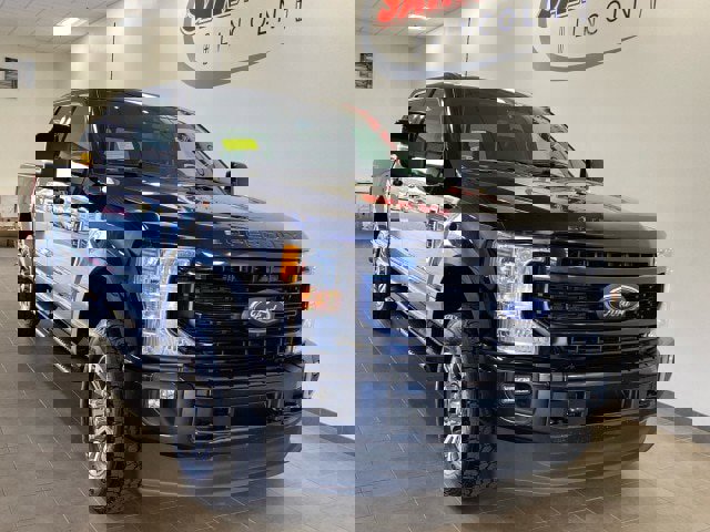 Certified 2022 Ford F250 Lariat w/ Lariat Ultimate Package image 2