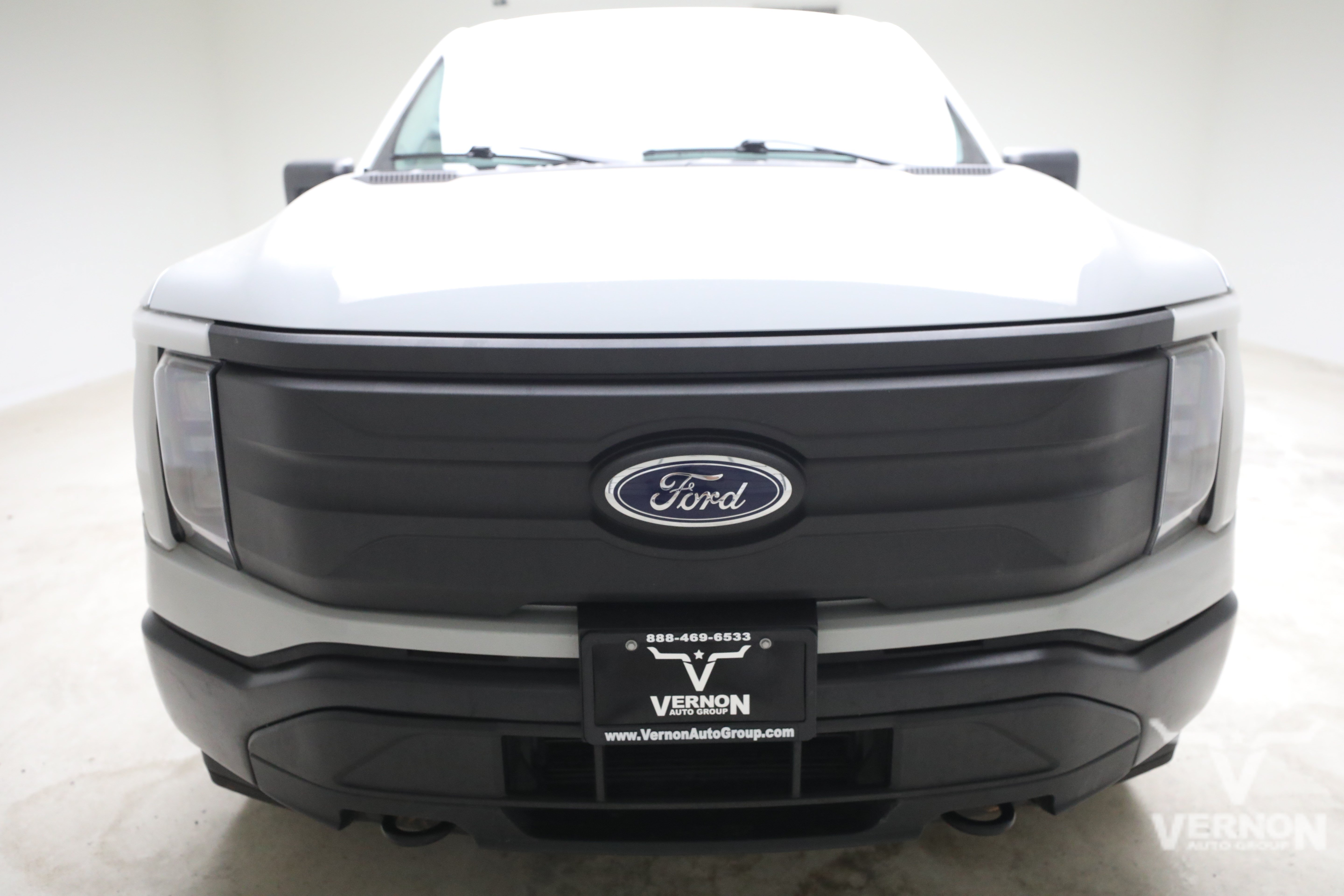 Used 2023 Ford F150 Lightning Pro AWD/4WD image 8