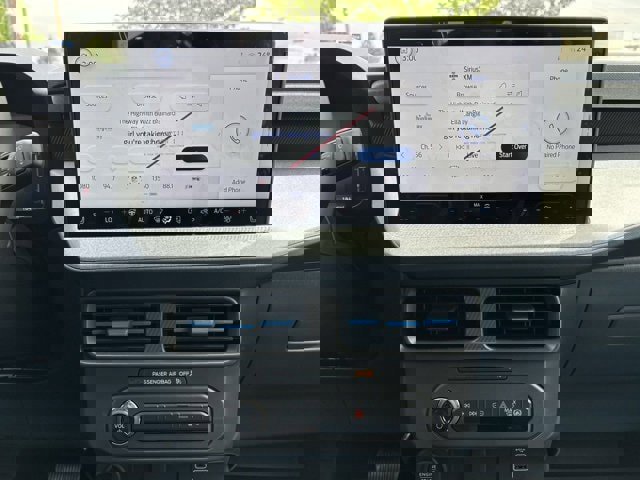 New 2025 Ford Maverick XLT w/ XLT Luxury Package image 45