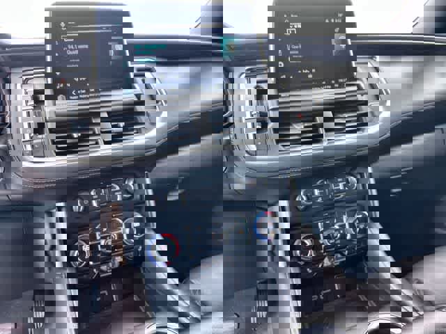 Used 2023 Chevrolet Tahoe LT w/ Luxury Package AWD/4WD image 18