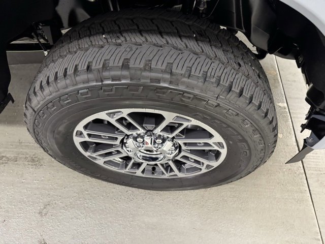 New 2026 Ford F250 Platinum image 4