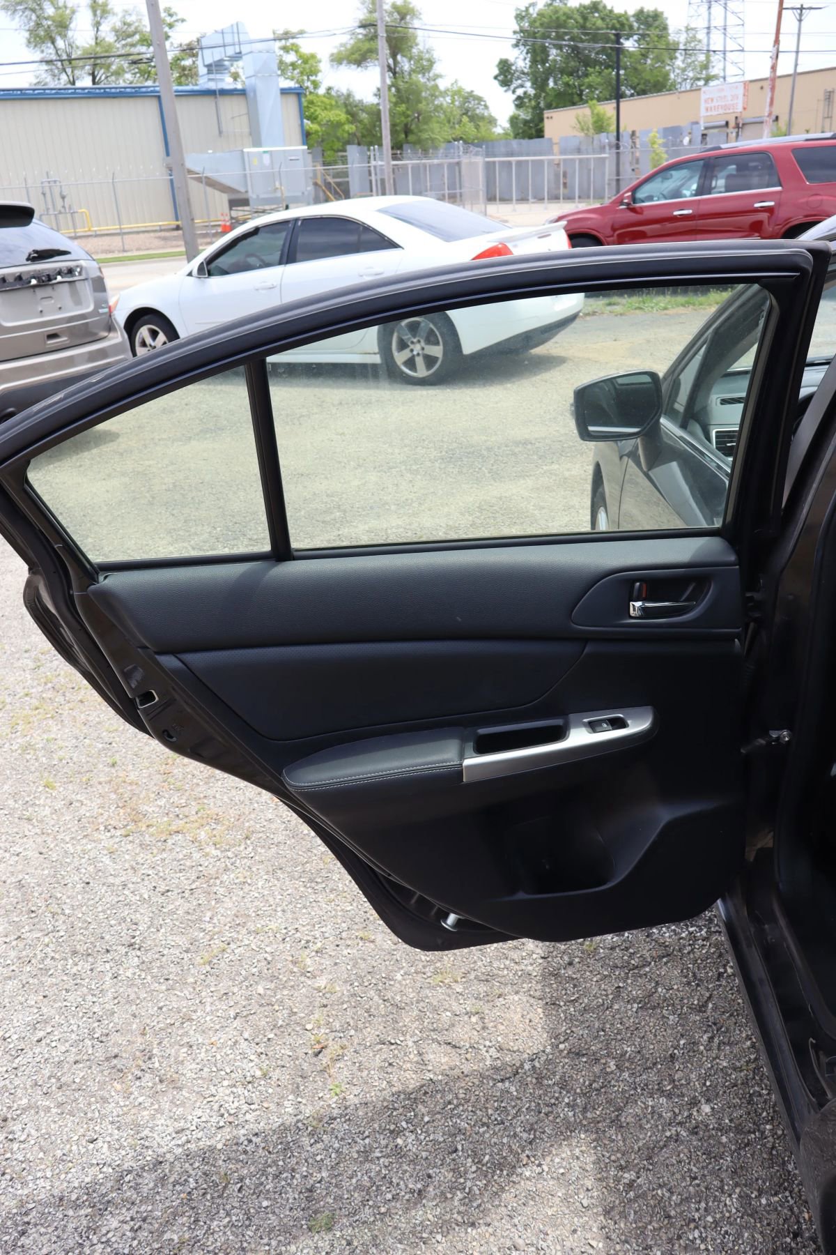 Used 2015 Subaru Impreza 2.0i Limited image 17