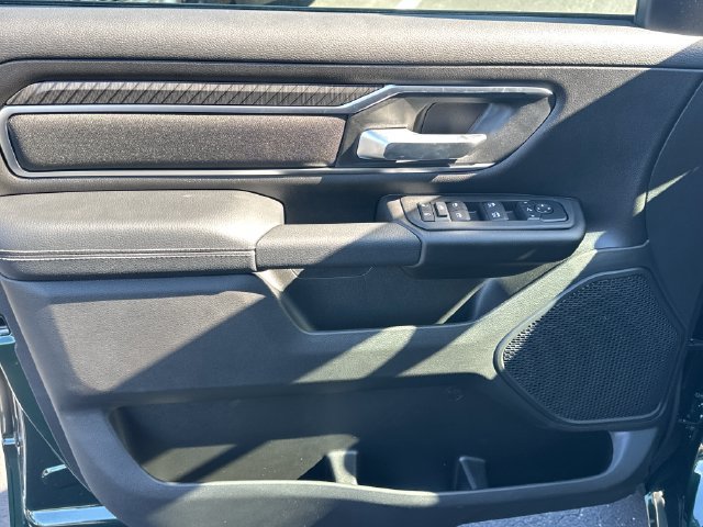 New 2027 RAM 1500 4x4 Crew Cab image 12