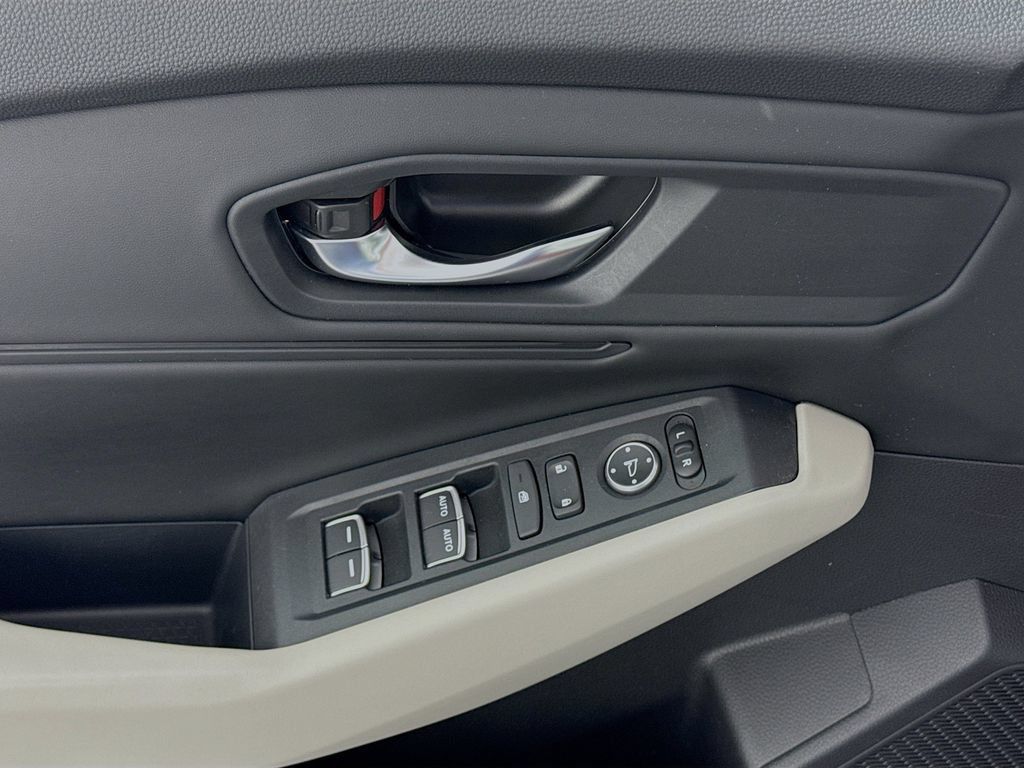 Certified 2023 Honda Accord EX image 15