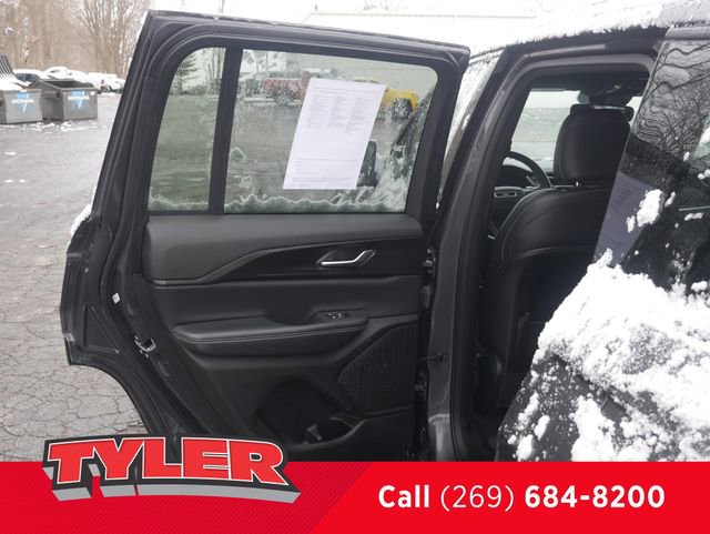 Certified 2023 Jeep Grand Cherokee Altitude image 20