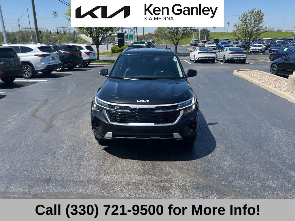 Certified 2025 Kia Seltos EX w/ EX Sunroof Package AWD/4WD image 5