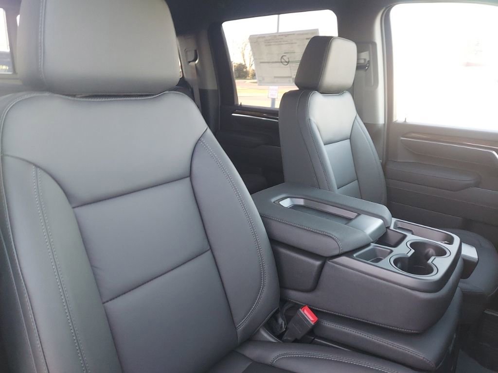 New 2026 Chevrolet Silverado 3500 LT w/ All Star Edition image 25