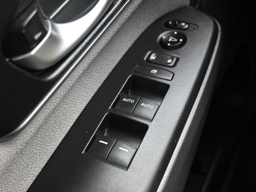 Used 2019 Honda CR-V EX image 13