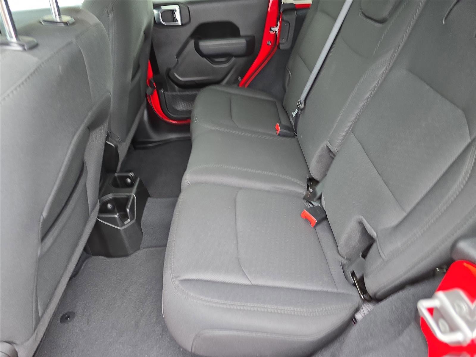 Used 2022 Jeep Wrangler Unlimited Sport image 16