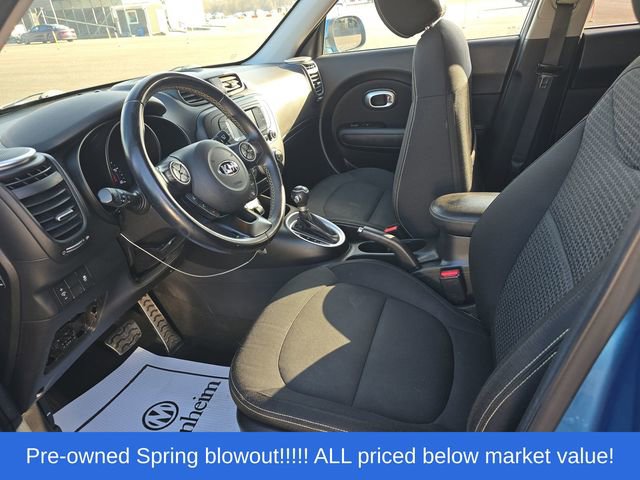 Used 2016 Kia Soul + w/ Designer's Package FWD image 9