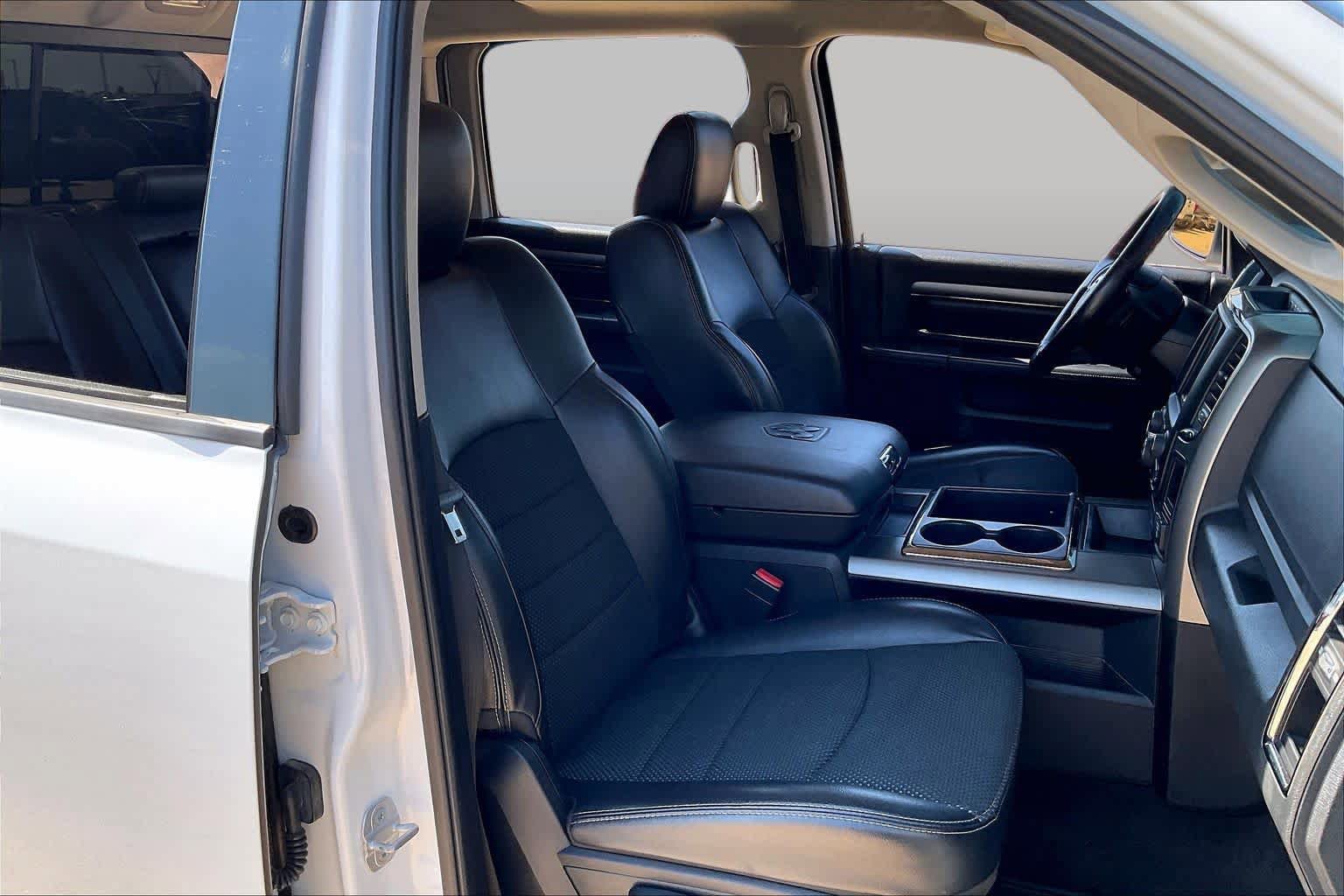 Used 2014 RAM 1500 Sport RWD image 10
