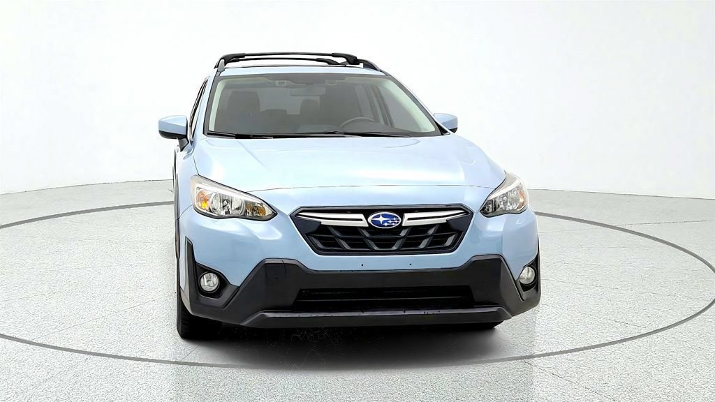Used 2023 Subaru Crosstrek 2.0i Premium AWD/4WD image 2